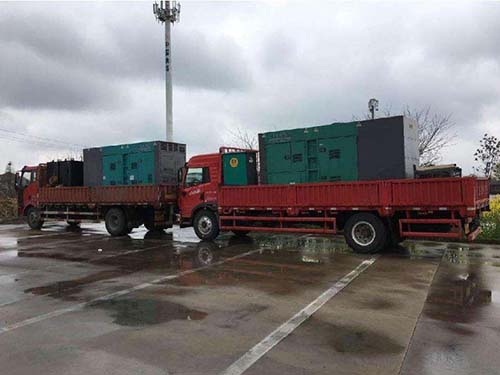 武鸣涂抹密封胶后，需要等待多长时间才能安装水冷式机油散热器密封件？